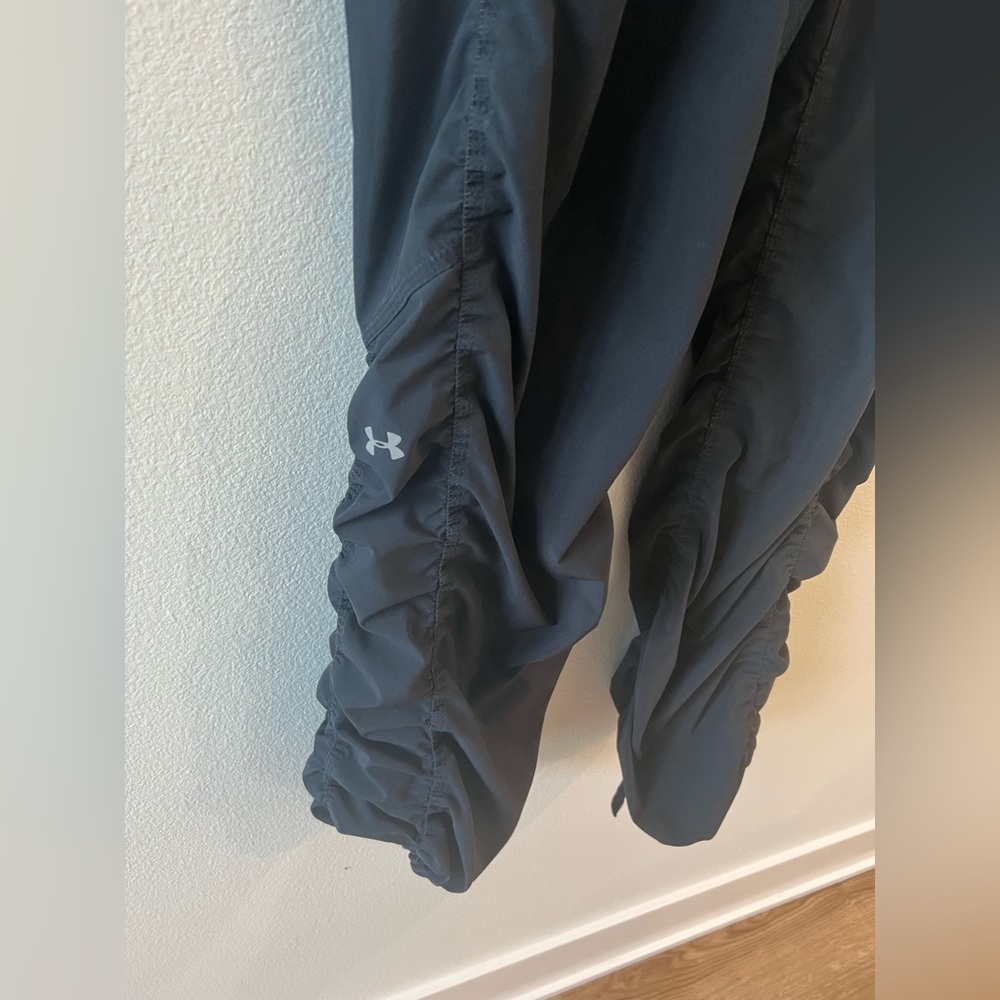Under Armour Black Pants - Picture 2 of 4